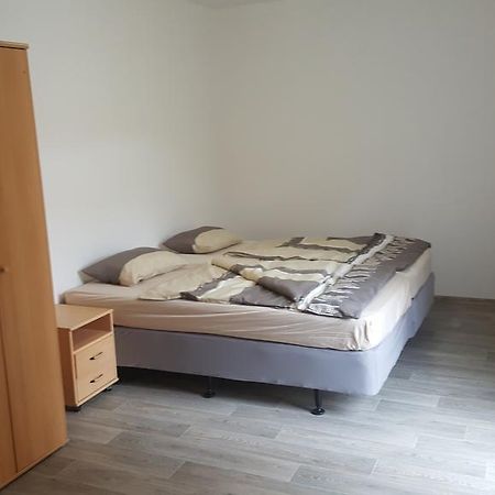 Apartman U Cerveneho Kostela Teplice Buitenkant foto